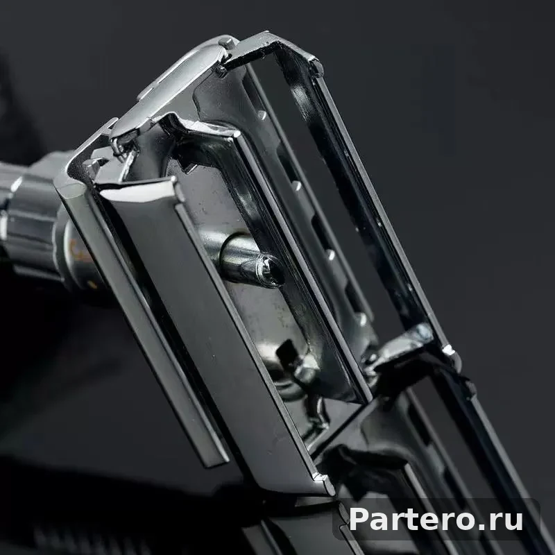 Двусторонняя бритва вращается для открытия лезвий и имеет 9-позиционный регулятор остроты.-Красота и здоровье 6